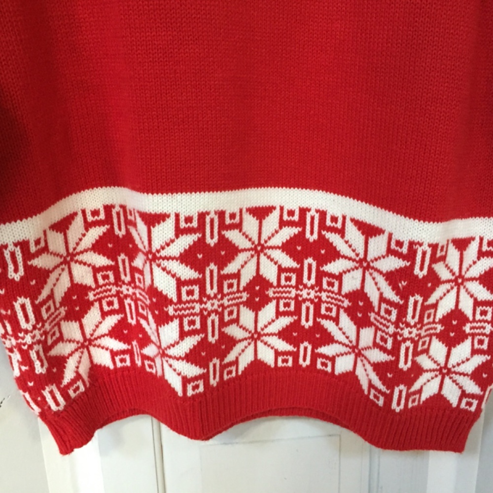 Red Snowflake Women's Sweater - Picture 7 of 15
